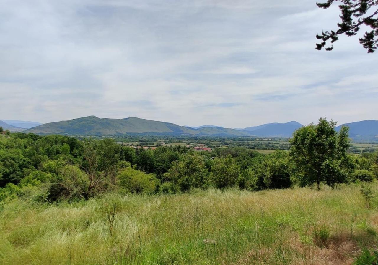 "Il Casaletto" Agriturismo Moderno, Vista Panoramica E Cibo Spettacolare- Scurcola Marsicanaヴィラ エクステリア 写真